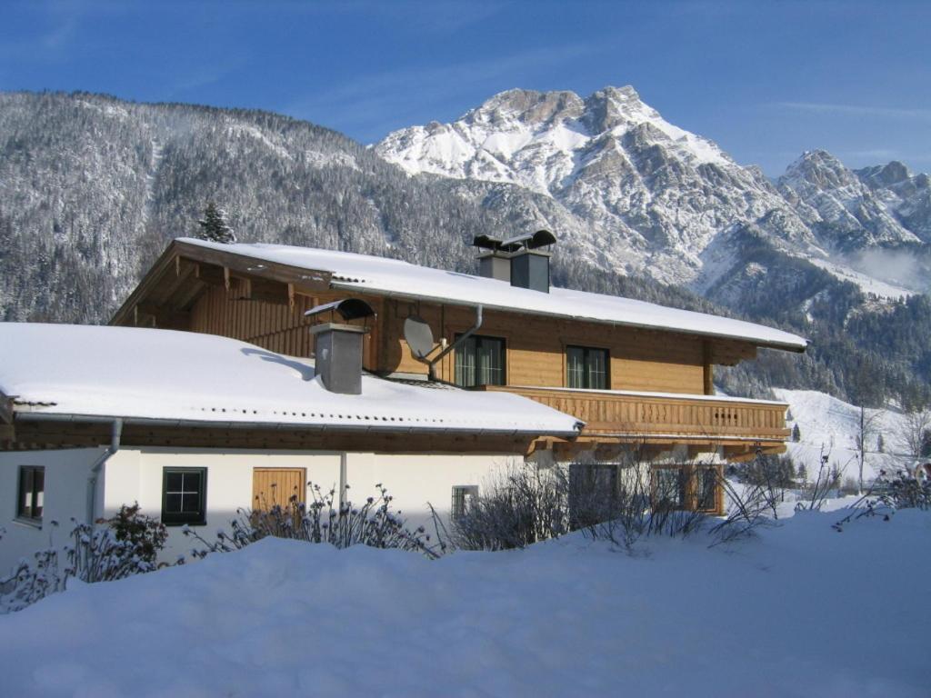 Landhaus Gertrude Eder Apartment Leogang Exterior photo