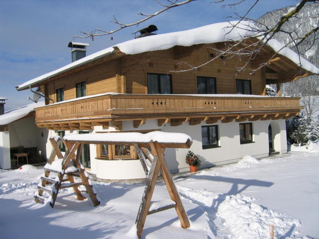 Landhaus Gertrude Eder Apartment Leogang Exterior photo