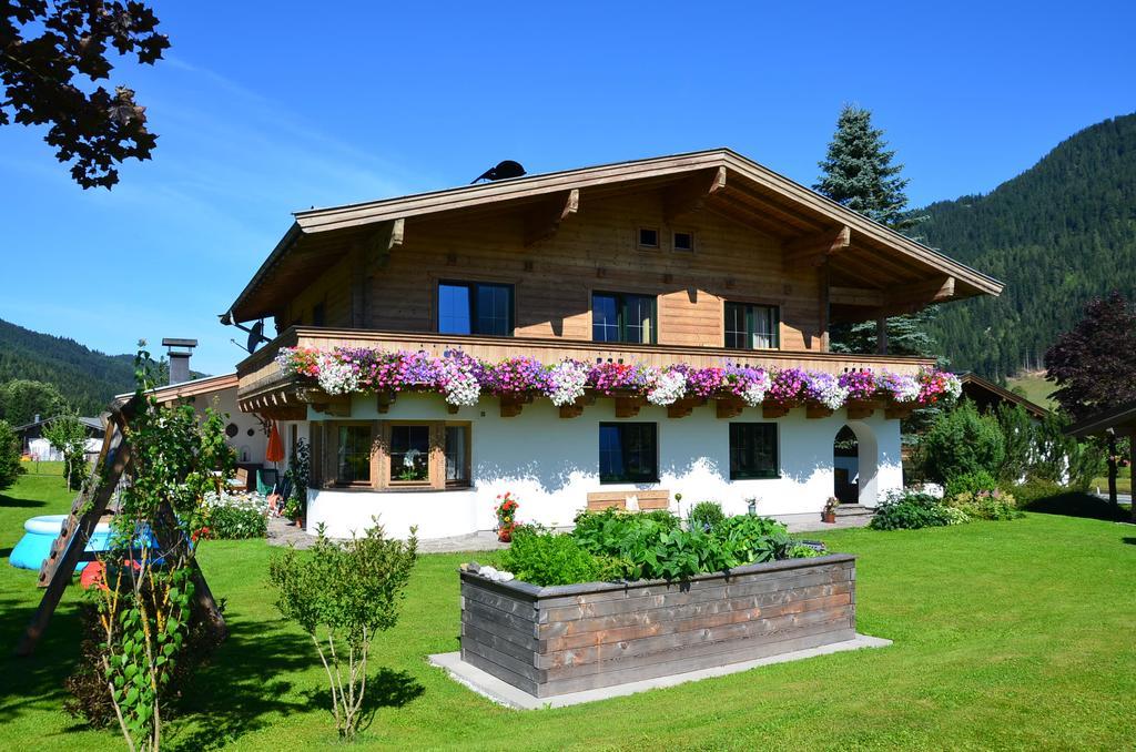 Landhaus Gertrude Eder Apartment Leogang Room photo